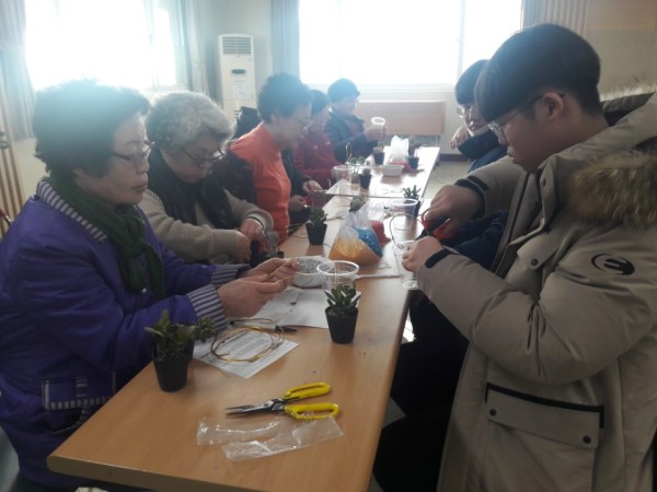 첨부 이미지 2-[자원봉사] 겨울방학맞이, 자원봉사활동으로 따뜻한 마음을 배워요!!