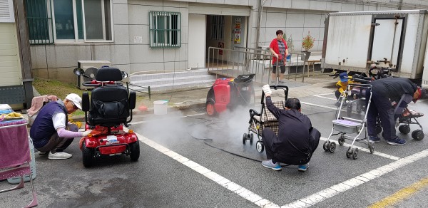 이미지 새창으로 크게보기 첨부 이미지 2-보장구 무료세척 및 소독서비스