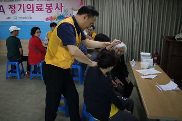 첨부 이미지 3-브릿지의료인회와 함께하는 무료진료