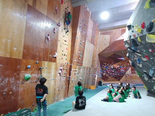 첨부 이미지 3-2019 (재)데상트스포츠재단 아동청소년 스포츠프로그램 클라이밍 특별체험활동