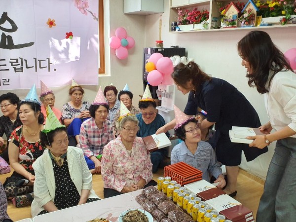 이미지 새창으로 크게보기 첨부 이미지 3-2019년 3분기 생신잔치